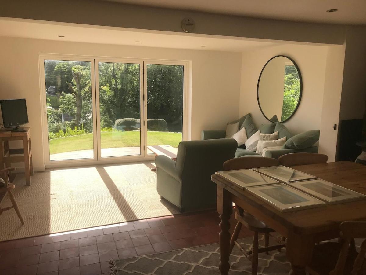 Apartment Gower For 2-4 With Sea Views Near Sandy