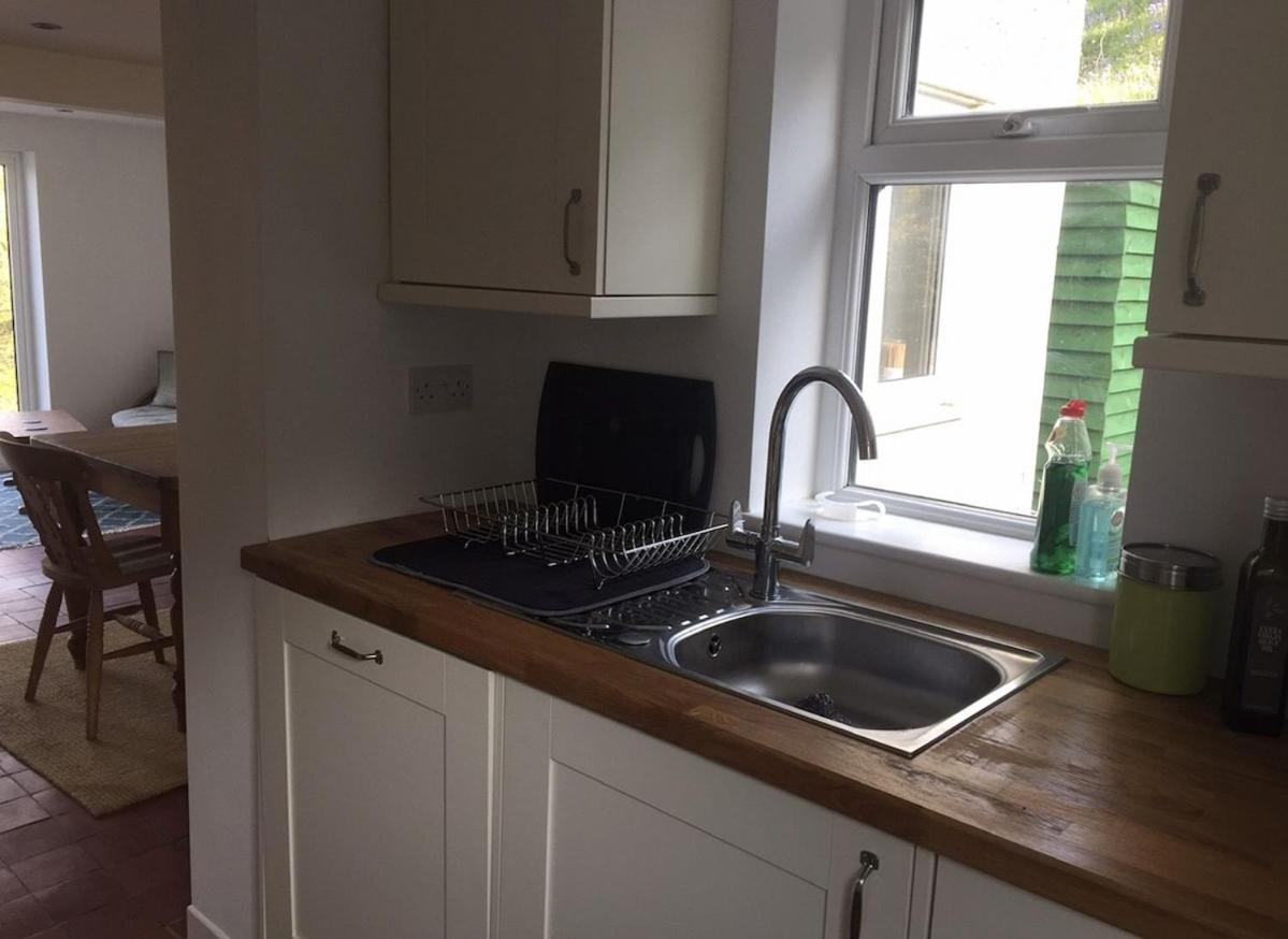 Gower For 2-4 With Sea Views Near Sandy Apartment *