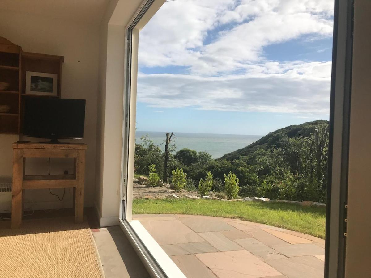 Gower For 2-4 With Sea Views Near Sandy Swansea