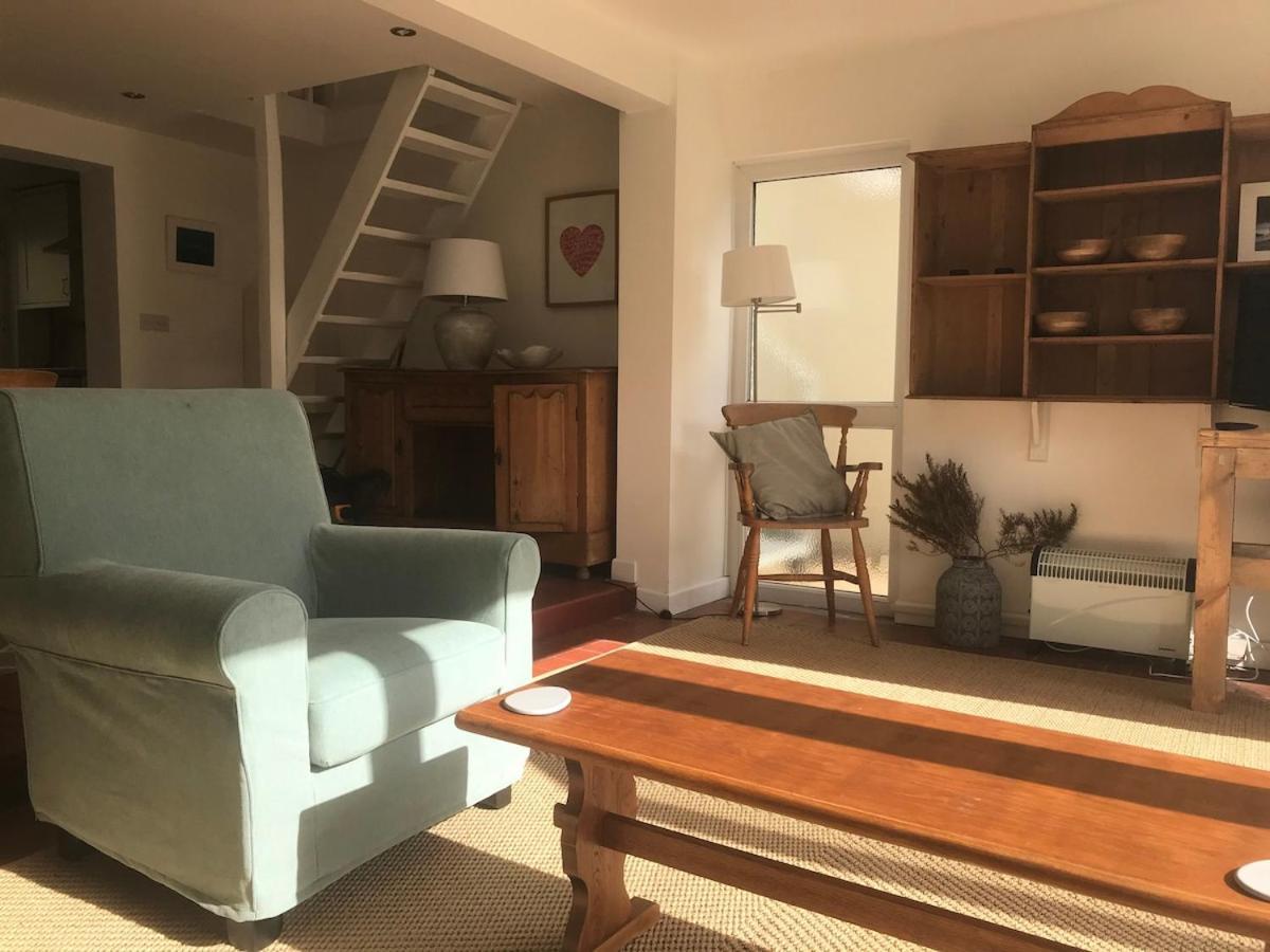 Apartment Gower For 2-4 With Sea Views Near Sandy *